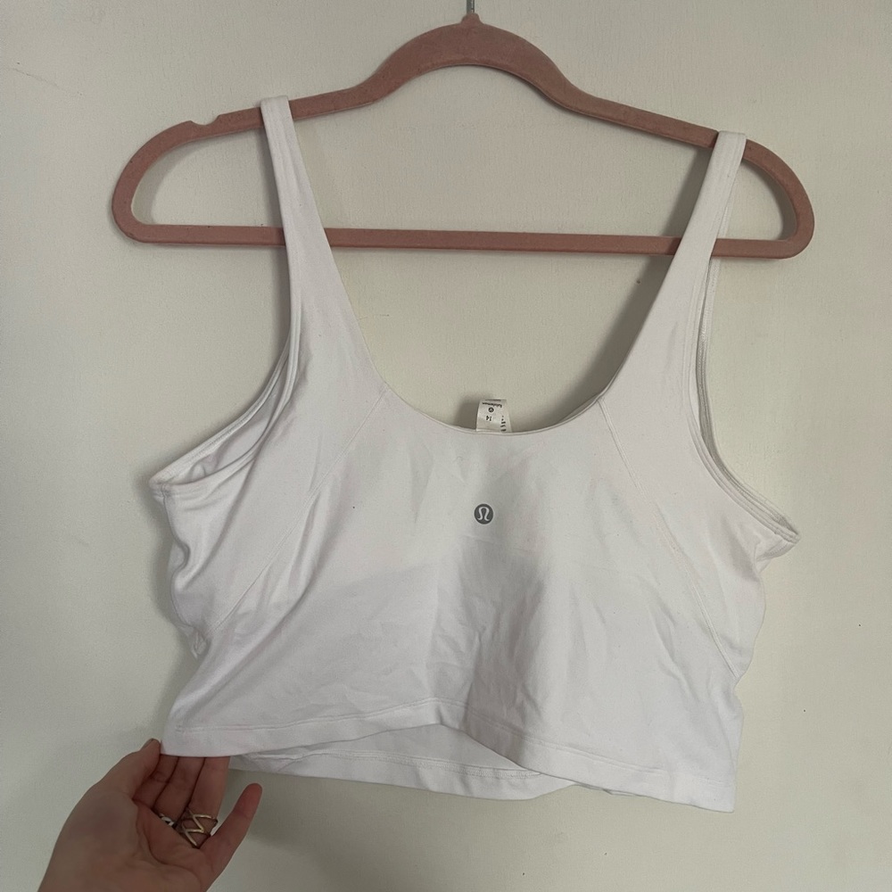White align tank